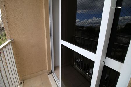 Varanda de apartamento para alugar com 2 quartos, 35m² em Del Castilho, Rio de Janeiro