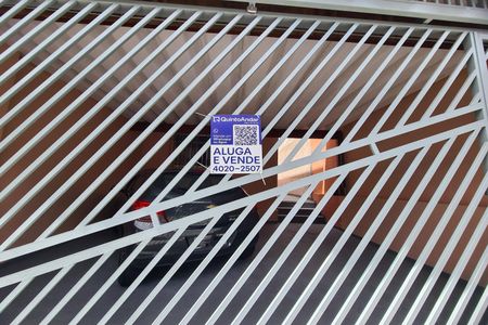 Casa à venda com 200m², 2 quartos e 2 vagas