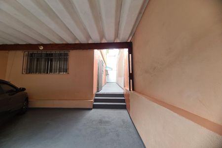 Casa à venda com 200m², 2 quartos e 2 vagas