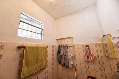 Casa à venda com 200m², 2 quartos e 2 vagas