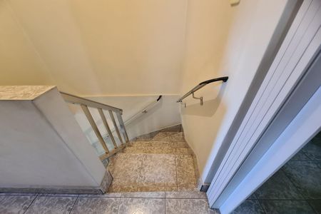 Casa à venda com 200m², 2 quartos e 2 vagas