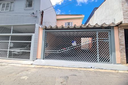 Casa à venda com 200m², 2 quartos e 2 vagas