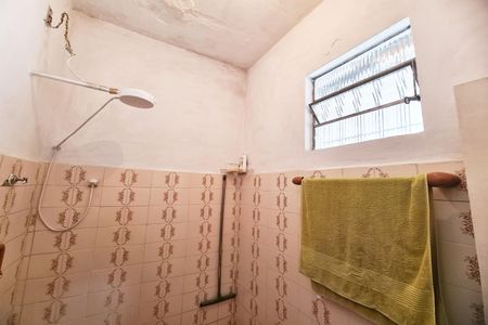 Casa à venda com 200m², 2 quartos e 2 vagas