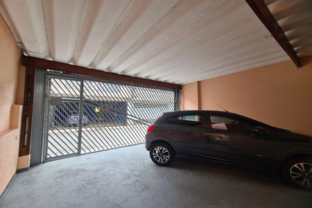 Casa à venda com 200m², 2 quartos e 2 vagas