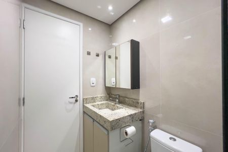 Apartamento à venda com 33m², 1 quarto e sem vaga Apartamento à venda com 33m², 1 quarto e sem vagaBanheiro