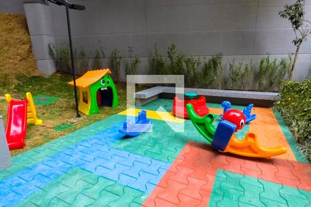 Apartamento à venda com 33m², 1 quarto e sem vaga Apartamento à venda com 33m², 1 quarto e sem vagaPlayground