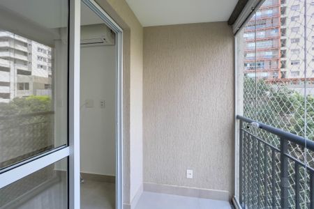 Varanda da sala de apartamento à venda com 1 quarto, 33m² em Vila Mariana, São Paulo