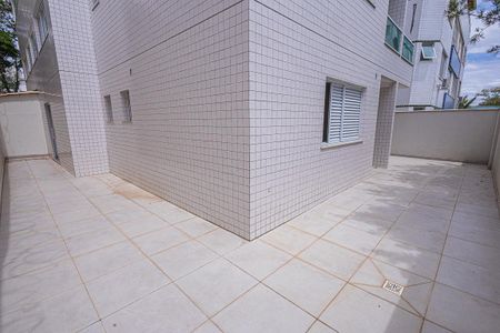 Apartamento à venda com 156m², 3 quartos e 3 vagas Apartamento à venda com 156m², 3 quartos e 3 vagasarea privativa em "U"