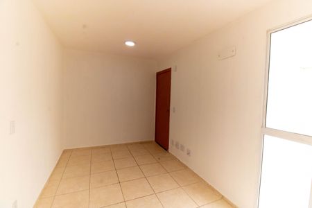 Sala de apartamento para alugar com 2 quartos, 45m² em Vila Lage, São Gonçalo