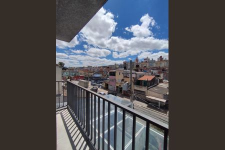 Apartamento à venda com 37m², 2 quartos e sem vaga Apartamento à venda com 37m², 2 quartos e sem vagaVaranda