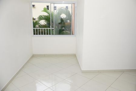 Sala de apartamento para alugar com 2 quartos, 61m² em Jardim das Margaridas, Salvador