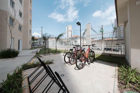 Apartamento à venda com 33m², 2 quartos e sem vagaÁrea comum