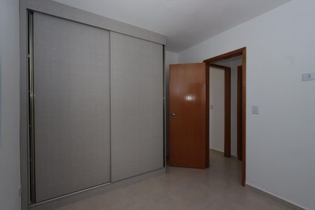 Quarto 2 de apartamento para alugar com 2 quartos, 35m² em Vila Charlote, São Paulo