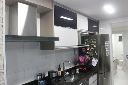 Apartamento à venda com 93m², 3 quartos e 2 vagasCozinha