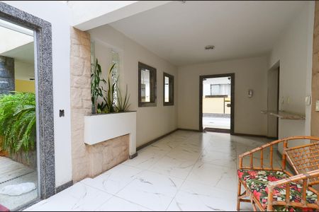 Apartamento à venda com 90m², 3 quartos e 2 vagasHall de entrada