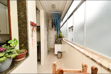 Apartamento à venda com 90m², 3 quartos e 2 vagasÁrea de Serviço