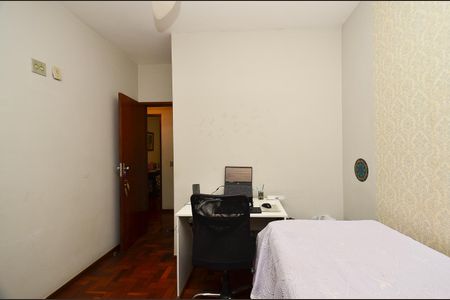 Apartamento à venda com 90m², 3 quartos e 2 vagasQuarto 2