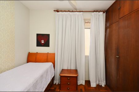 Apartamento à venda com 90m², 3 quartos e 2 vagasQuarto 2