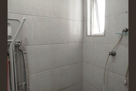 Apartamento à venda com 65m², 2 quartos e 1 vaga Apartamento à venda com 65m², 2 quartos e 1 vagaBanheiro de serviço