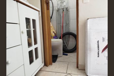 Apartamento à venda com 65m², 2 quartos e 1 vaga Apartamento à venda com 65m², 2 quartos e 1 vagaQuarto de Serviço