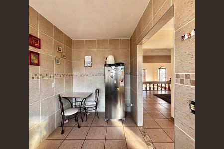 Casa à venda com 116m², 2 quartos e sem vaga