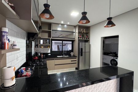 Casa à venda com 258m², 3 quartos e 4 vagas