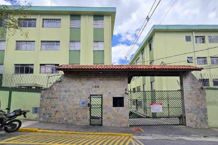 Apartamento para alugar com 102m², 3 quartos e 2 vagas Apartamento para alugar com 102m², 3 quartos e 2 vagasFachada