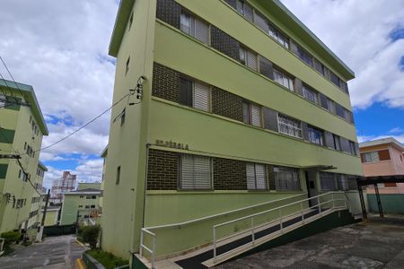 Apartamento para alugar com 102m², 3 quartos e 2 vagas Apartamento para alugar com 102m², 3 quartos e 2 vagasFachada