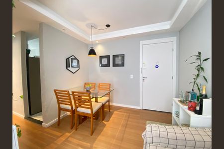 Sala de apartamento à venda com 3 quartos, 43m² em Piedade, Rio de Janeiro