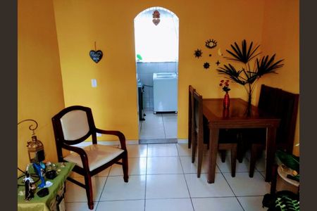 Sala de apartamento para alugar com 2 quartos, 46m² em Vila Lage, São Gonçalo