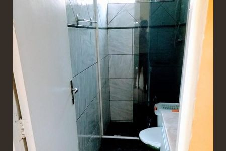 Banheiro  de apartamento para alugar com 2 quartos, 46m² em Vila Lage, São Gonçalo