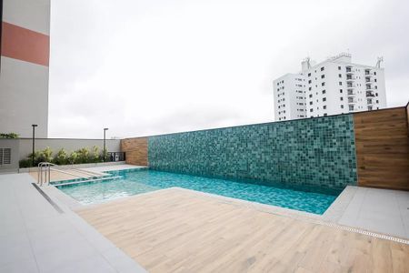 Apartamento à venda com 72m², 2 quartos e 1 vagaÁrea comum - Piscina