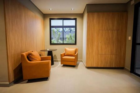 Apartamento à venda com 72m², 2 quartos e 1 vagaÁrea comum