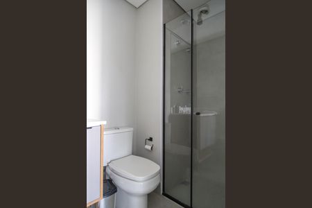 Studio para alugar com 39m², 1 quarto e 1 vaga Studio para alugar com 39m², 1 quarto e 1 vagaBanheiro