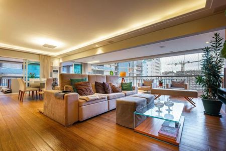 Apartamento à venda com 223m², 3 quartos e 4 vagas Apartamento à venda com 223m², 3 quartos e 4 vagasFoto 01