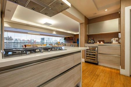 Apartamento à venda com 223m², 3 quartos e 4 vagas Apartamento à venda com 223m², 3 quartos e 4 vagasFoto 01