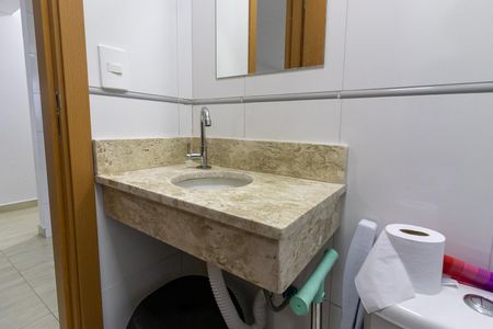 Apartamento para alugar com 91m², 2 quartos e 2 vagas Apartamento para alugar com 91m², 2 quartos e 2 vagasBanheiro de Serviço