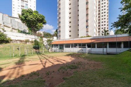 Apartamento à venda com 79m², 3 quartos e 2 vagas Apartamento à venda com 79m², 3 quartos e 2 vagasQuadra Esportiva