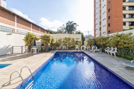 Apartamento à venda com 79m², 3 quartos e 2 vagas Apartamento à venda com 79m², 3 quartos e 2 vagasÁrea comum - Piscina