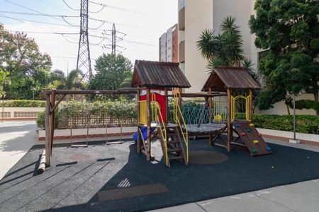 Apartamento à venda com 79m², 3 quartos e 2 vagas Apartamento à venda com 79m², 3 quartos e 2 vagasÁrea comum - Playground
