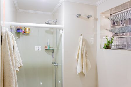 Apartamento à venda com 79m², 3 quartos e 2 vagas Apartamento à venda com 79m², 3 quartos e 2 vagasBanheiro da Suíte