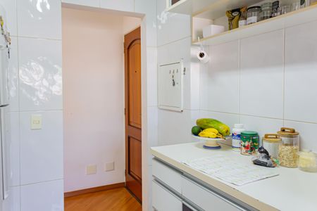 Apartamento à venda com 79m², 3 quartos e 2 vagas Apartamento à venda com 79m², 3 quartos e 2 vagasCozinha e Área de Serviço