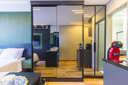 Quarto de kitnet/studio à venda com 1 quarto, 27m² em Vila Invernada, São Paulo