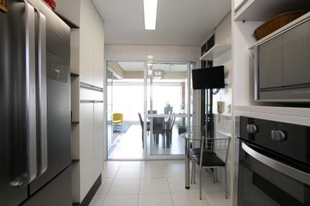 Apartamento à venda com 157m², 3 quartos e 4 vagasCozinha