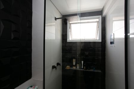 Apartamento à venda com 157m², 3 quartos e 4 vagasBanheiro da Suíte 2