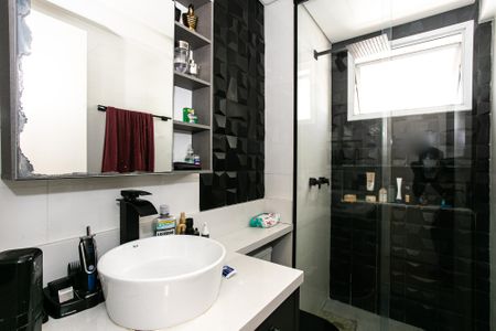 Apartamento à venda com 157m², 3 quartos e 4 vagasBanheiro da Suíte 2