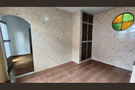 Casa para alugar com 60m², 2 quartos e sem vaga Casa para alugar com 60m², 2 quartos e sem vagaCozinha