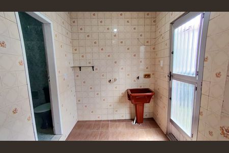 Casa para alugar com 60m², 2 quartos e sem vaga Casa para alugar com 60m², 2 quartos e sem vagaÁrea de Serviço