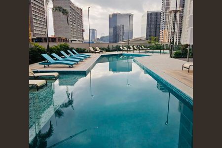 Apartamento para alugar com 44m², 2 quartos e sem vaga Apartamento para alugar com 44m², 2 quartos e sem vagaPiscina