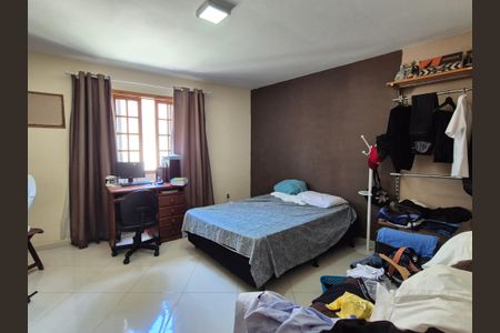 Quarto de casa de condomínio para alugar com 2 quartos, 120m² em Vargem Grande, Rio de Janeiro